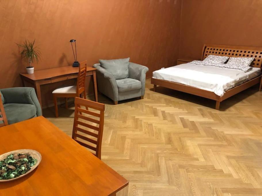 Exclusive Unique Apartments - Prague Central Exterior photo